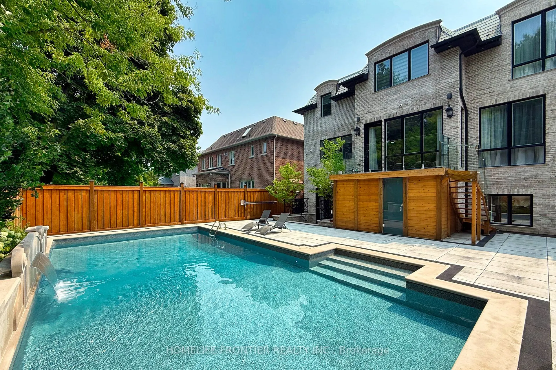 64 Yorkminster Road