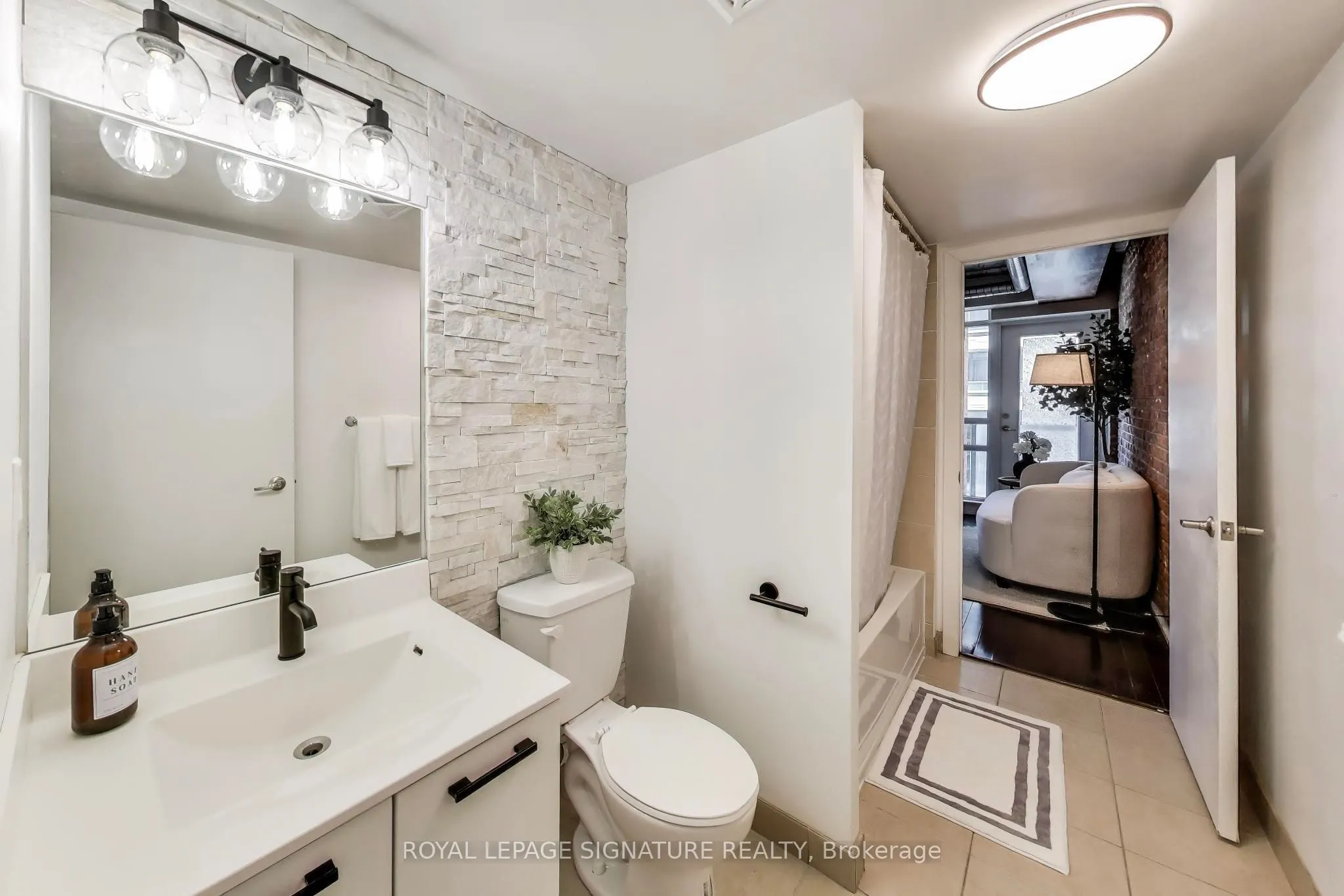 150 Sudbury Street, #417