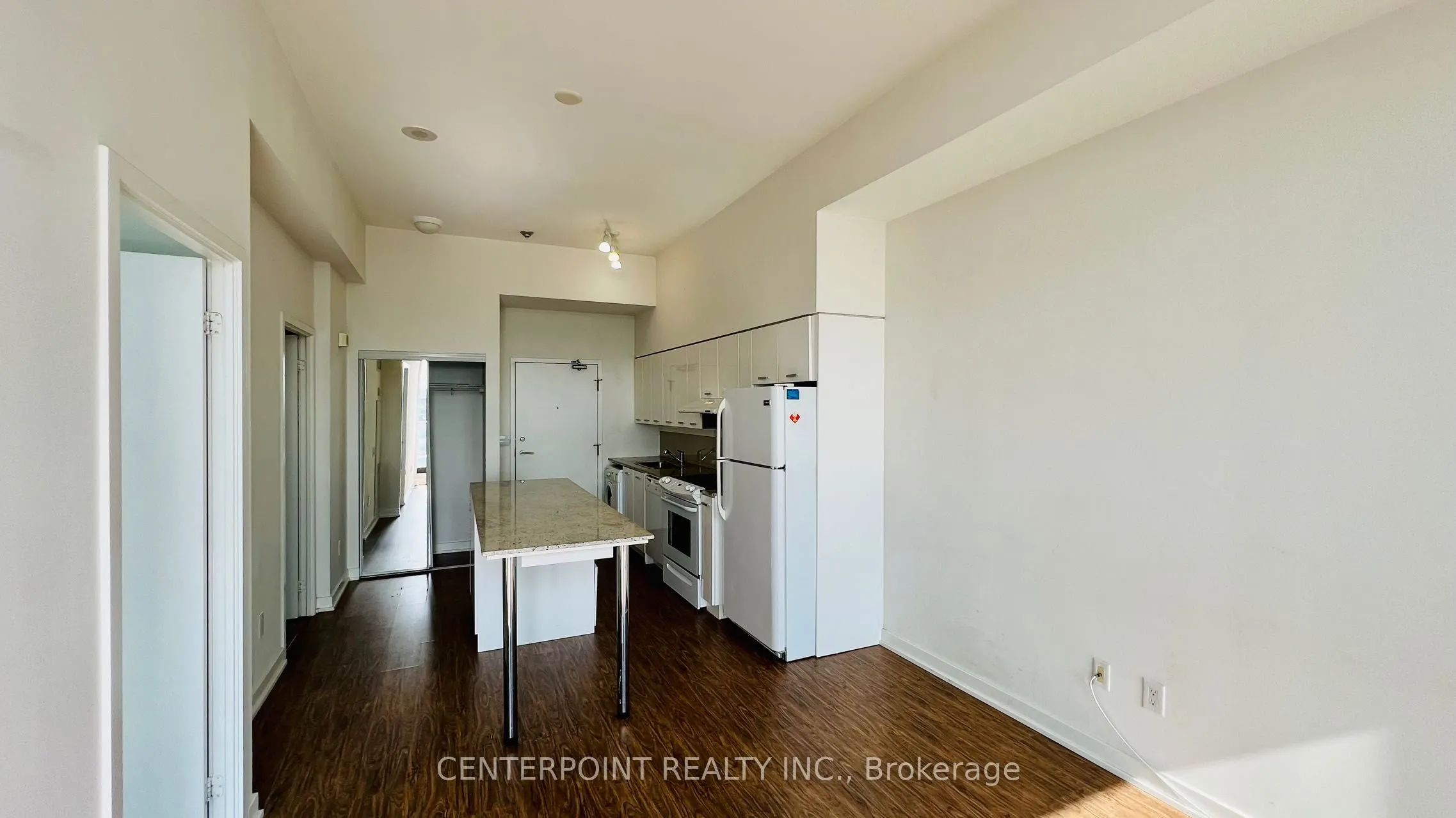 33 Singer Court, #PH06