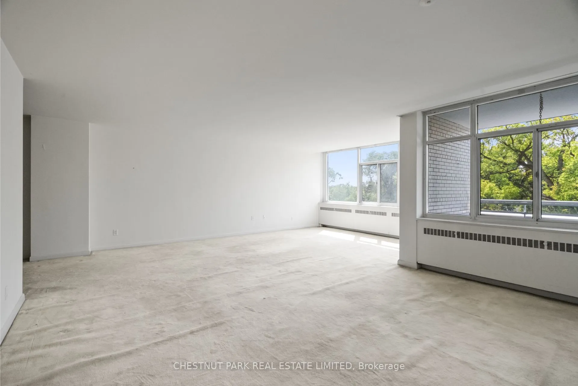 500 Avenue Road, #602