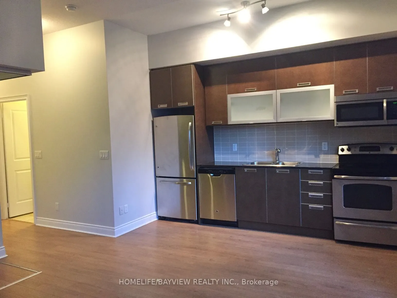 28 Ted Rogers Way, ## 201