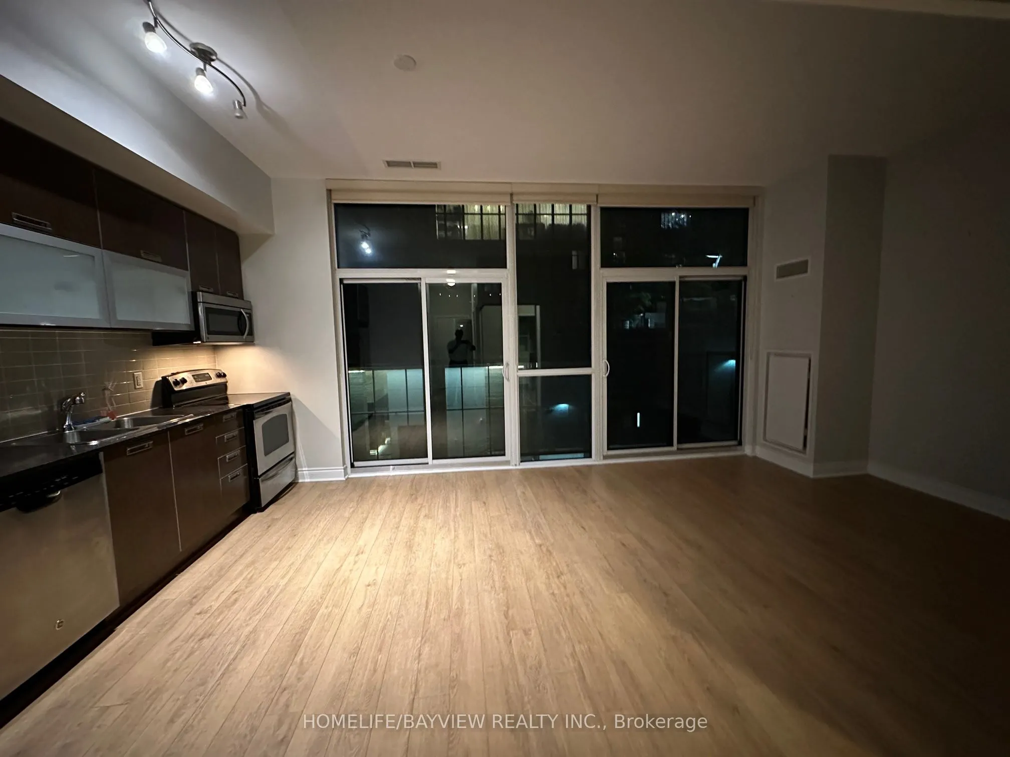 28 Ted Rogers Way, ## 201
