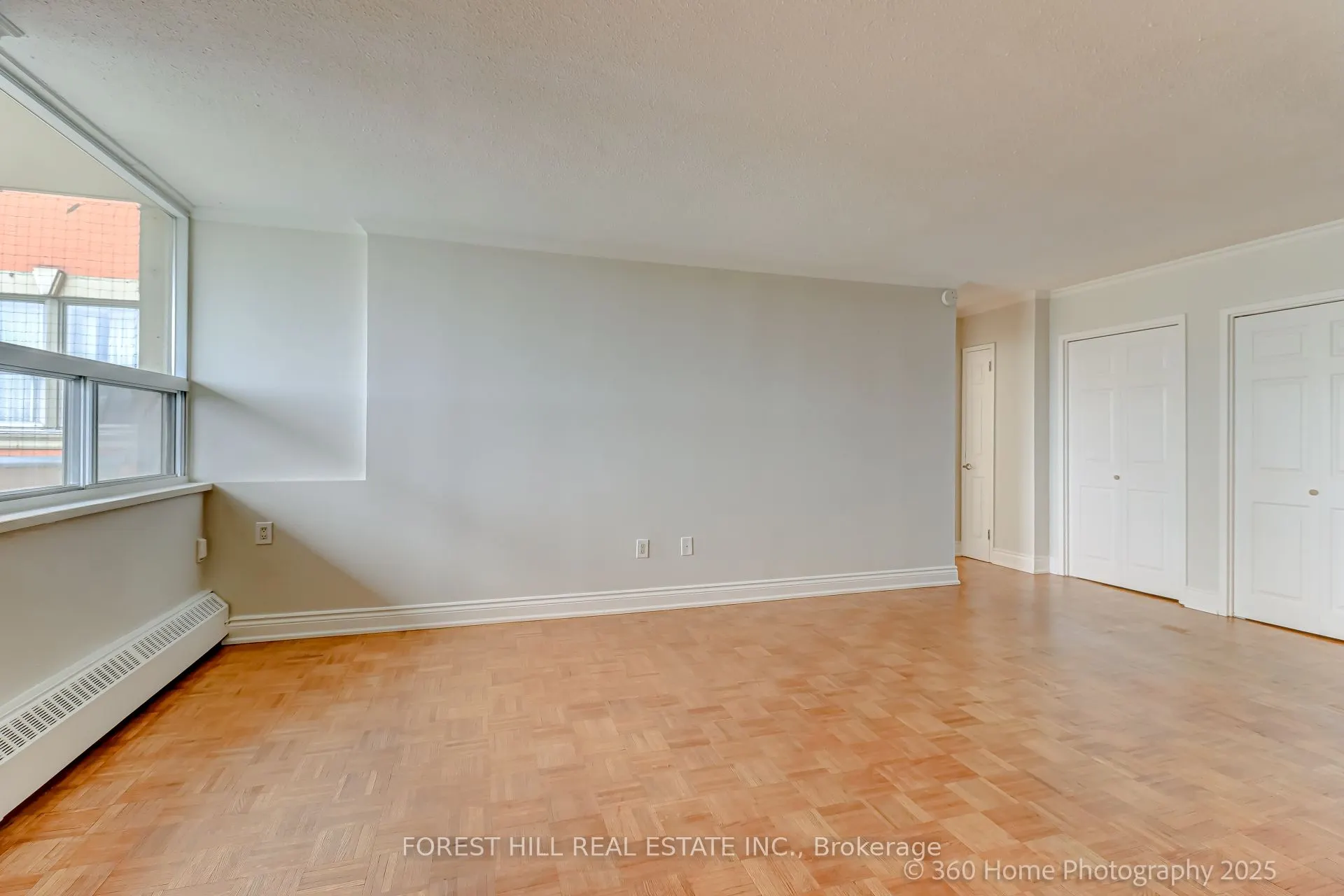 5949 Yonge Street, #403