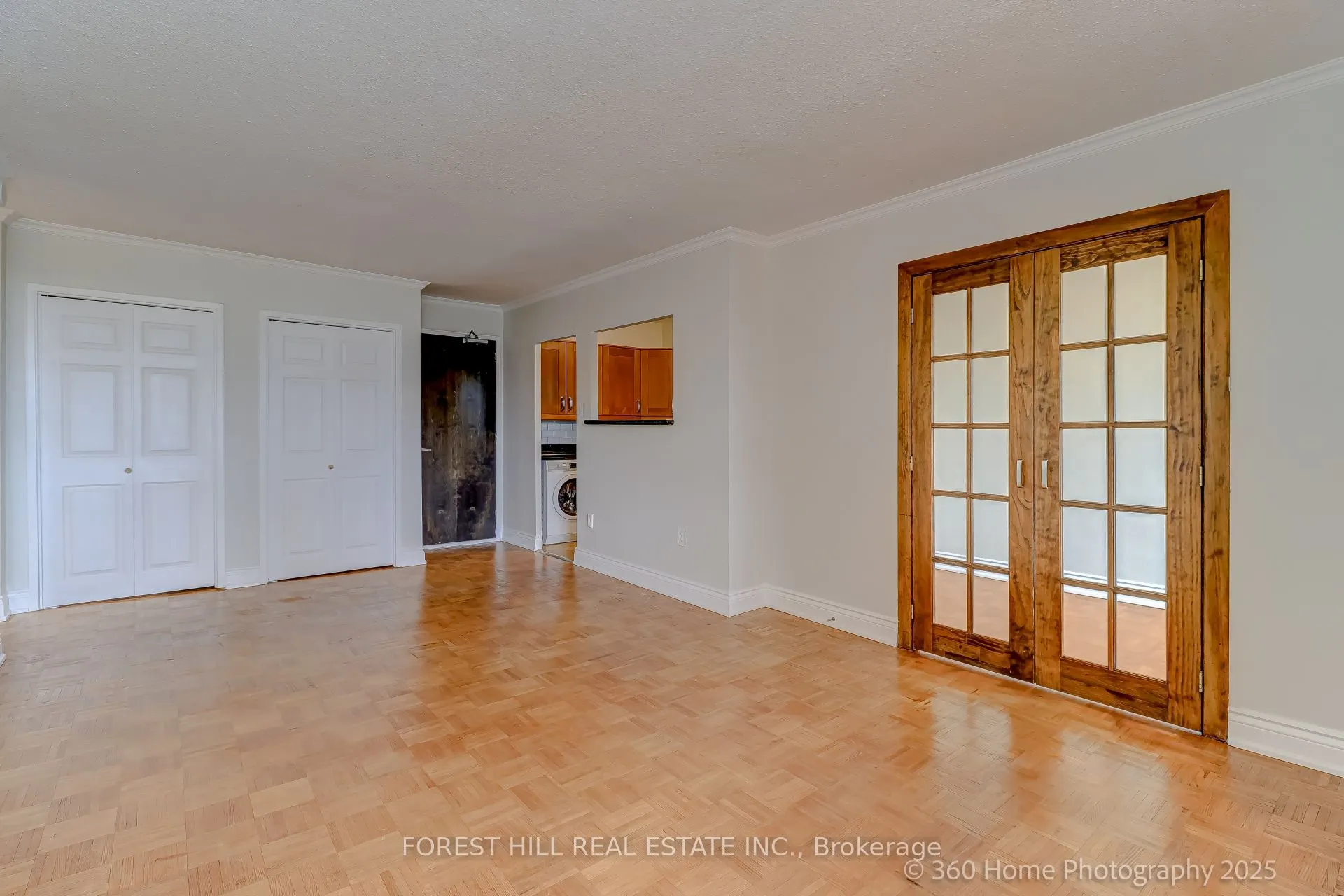 5949 Yonge Street, #403