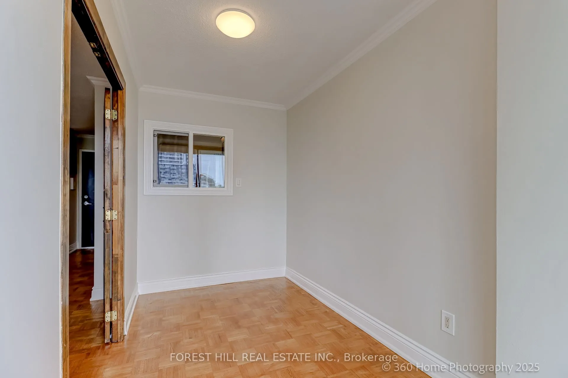 5949 Yonge Street, #403