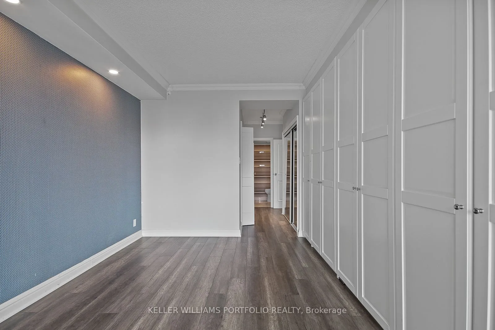 10 Yonge Street, #3302