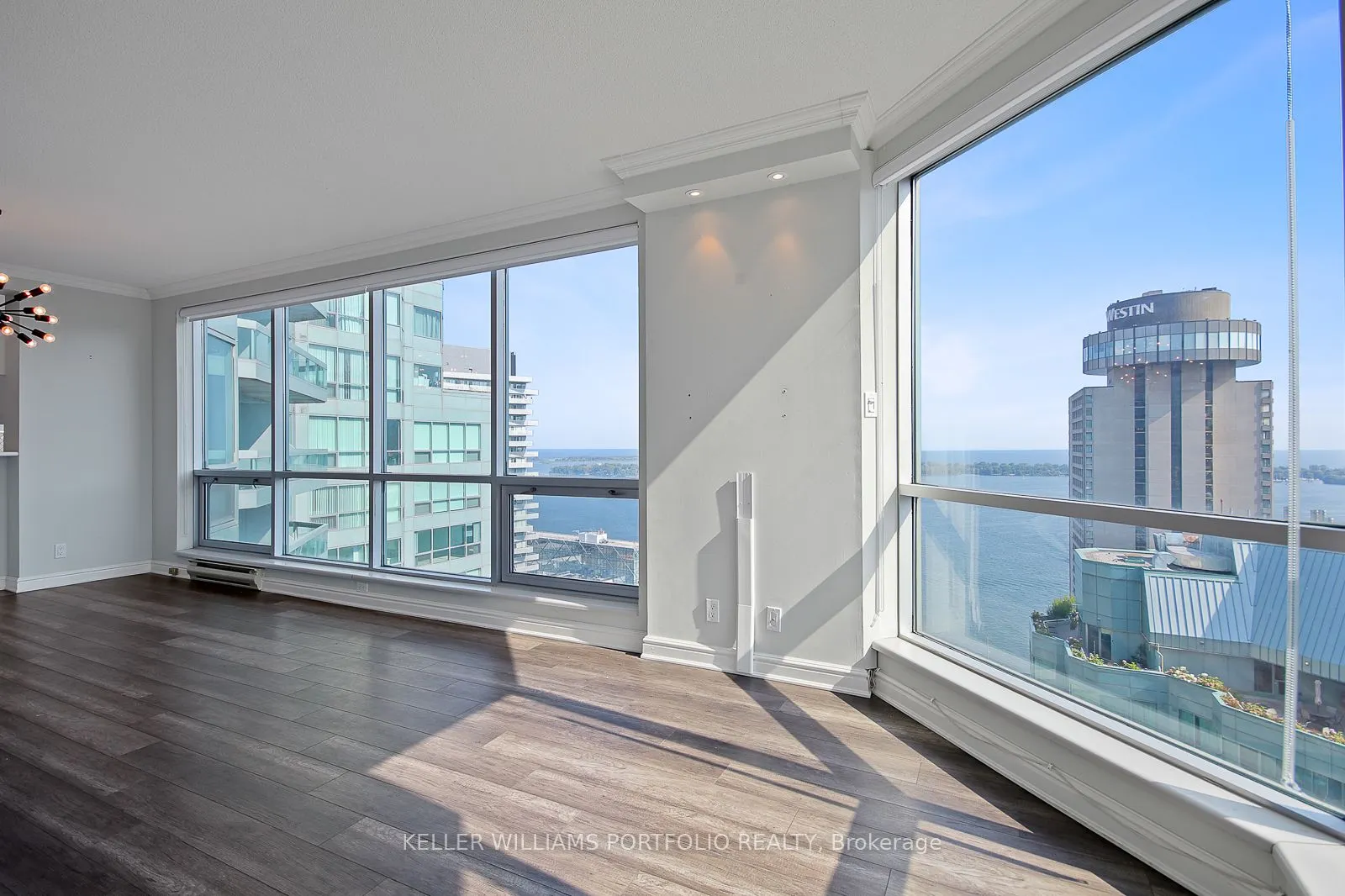 10 Yonge Street, #3302