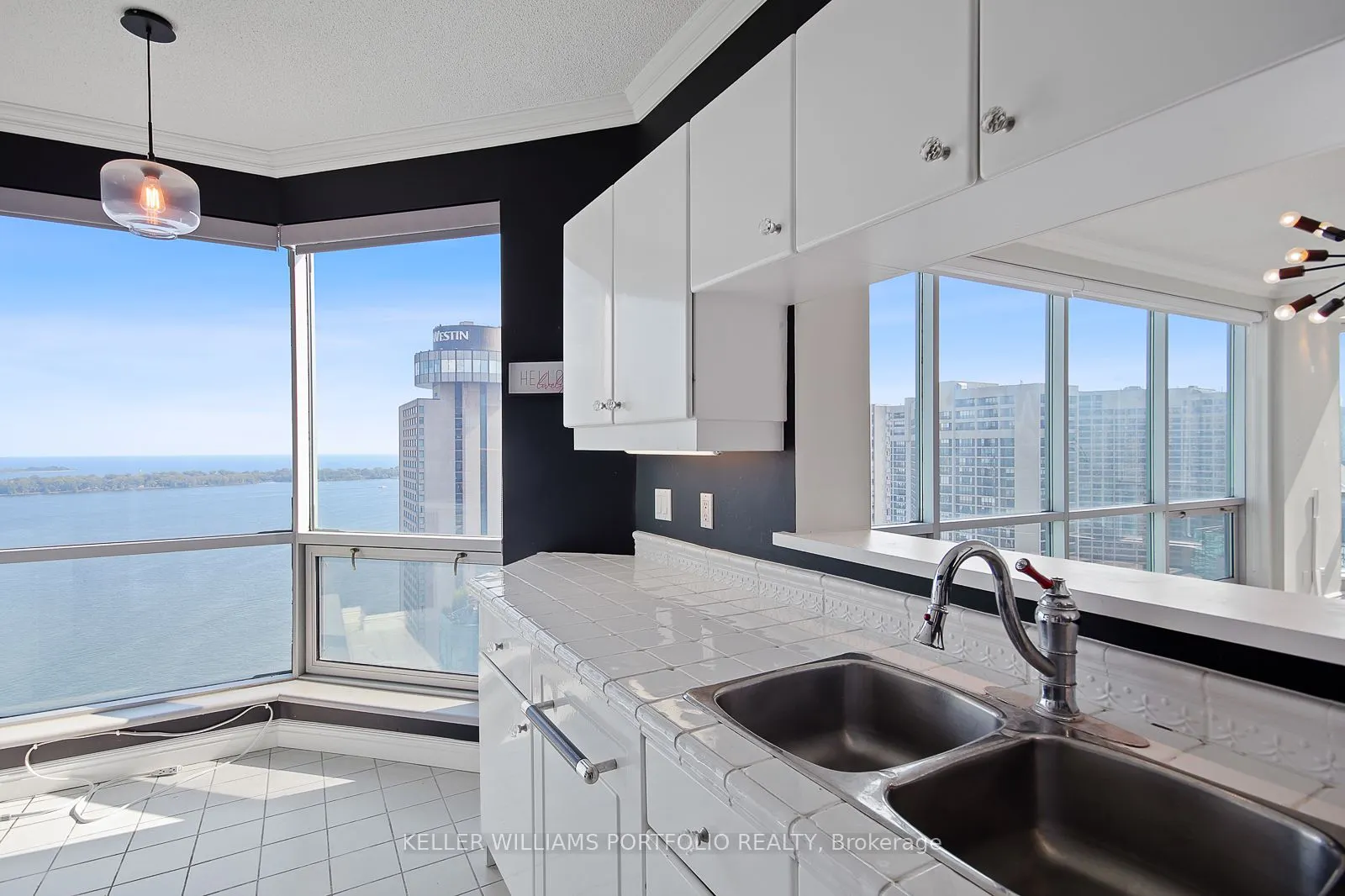 10 Yonge Street, #3302