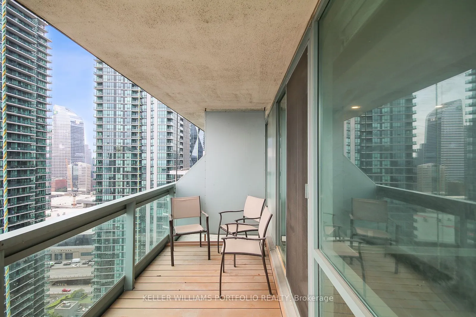 10 Yonge Street, #3302