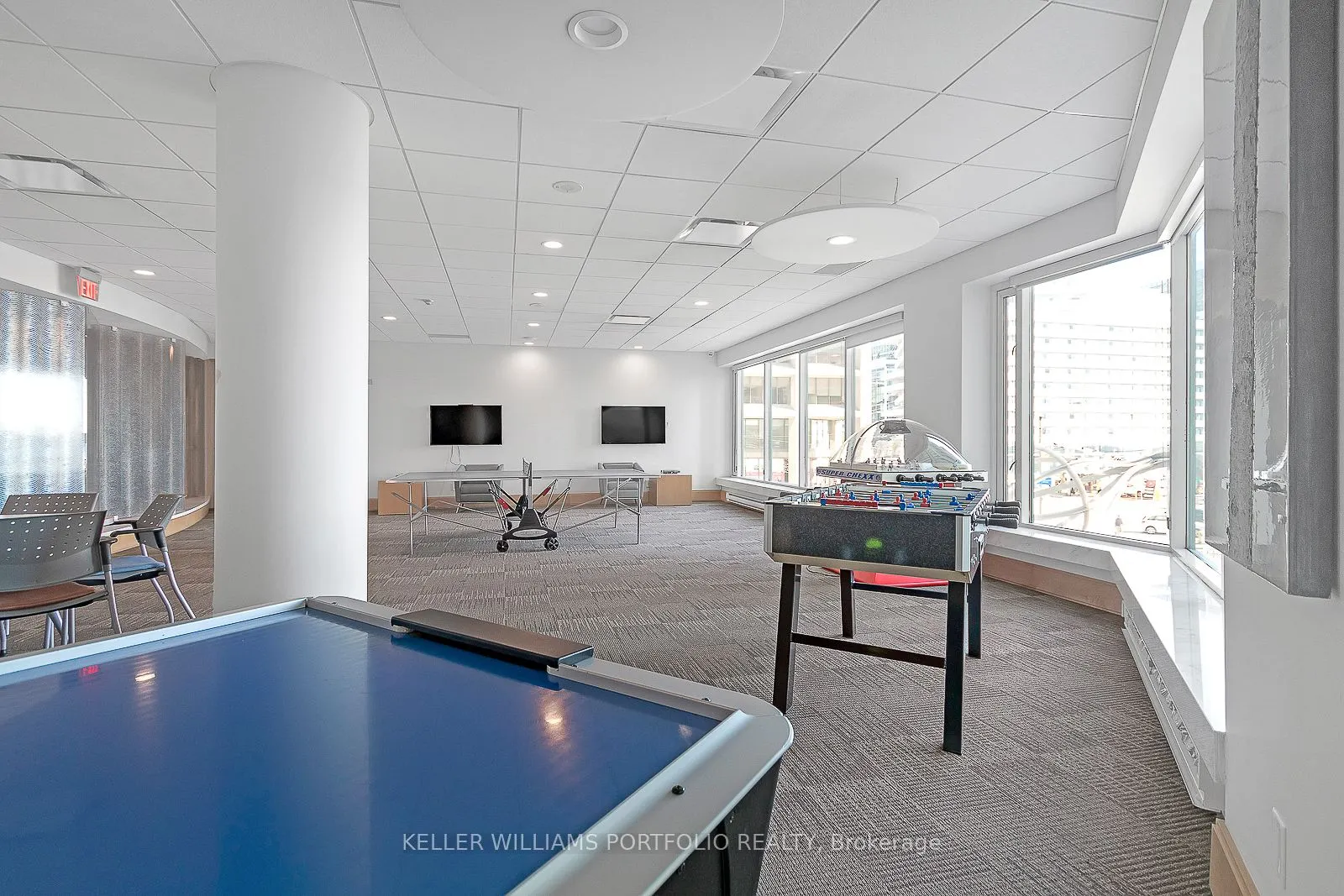 10 Yonge Street, #3302