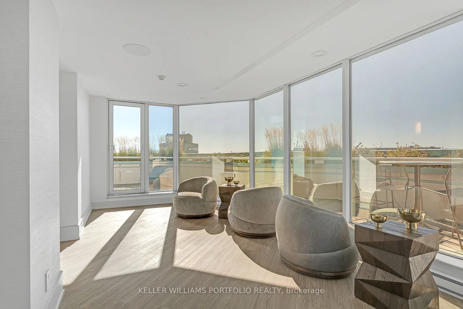 10 Yonge Street, #3302