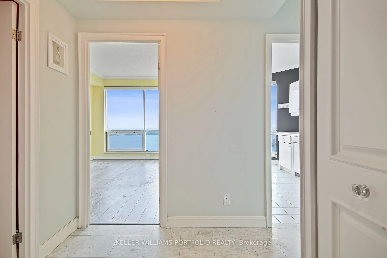 10 Yonge Street, #3302