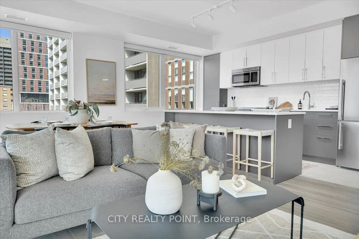 664 Spadina Avenue, #503