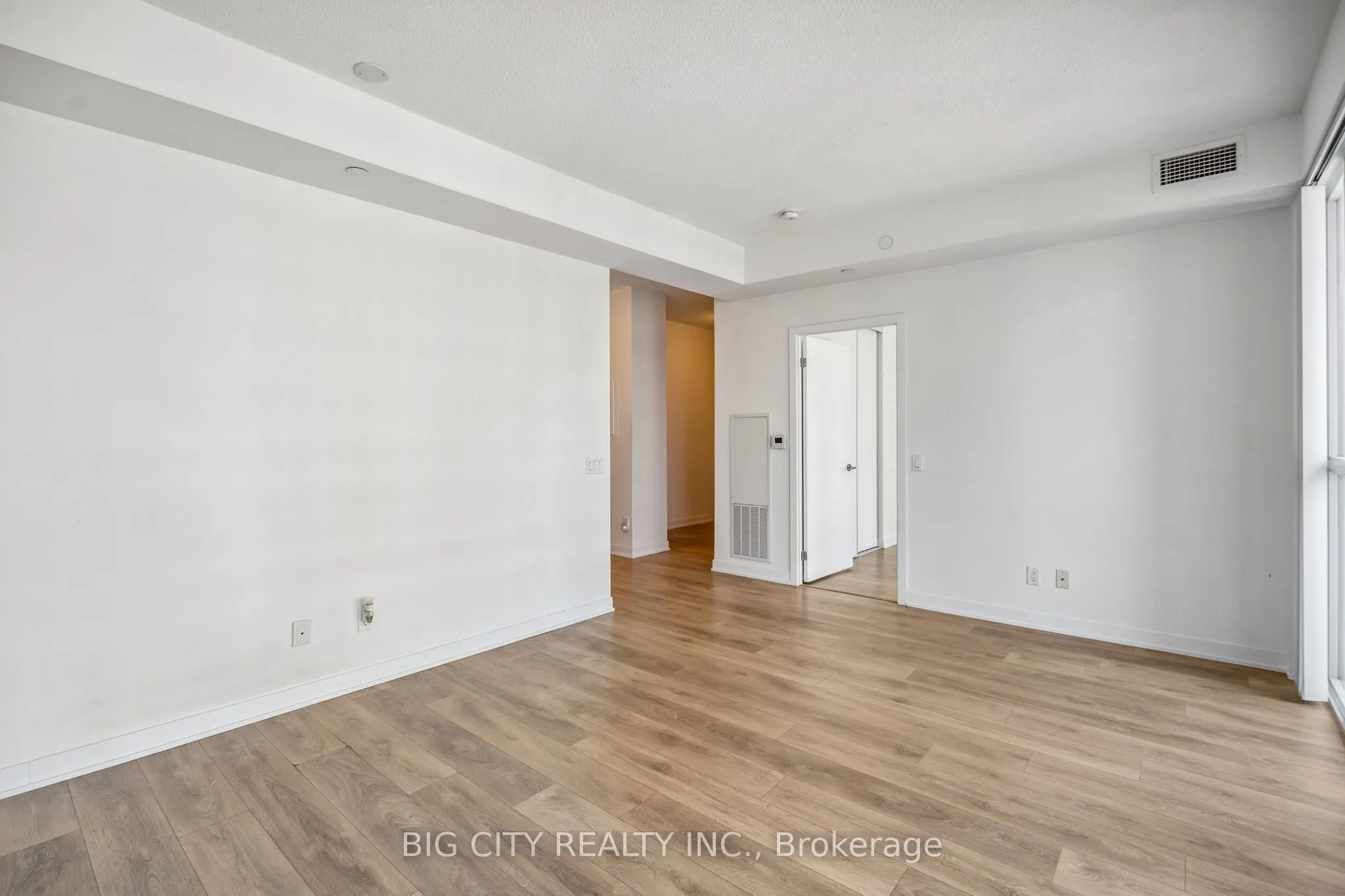 87 Peter Street, #3107