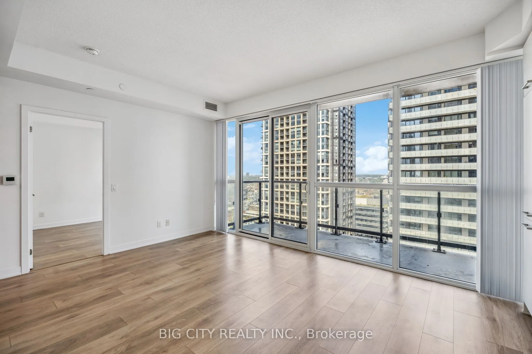 87 Peter Street, #3107