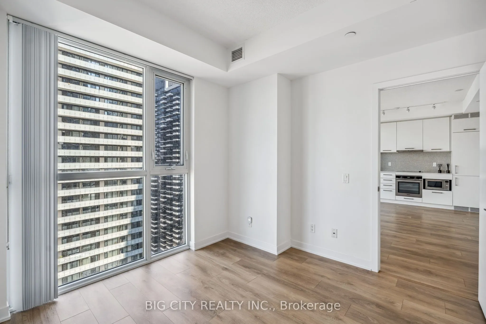 87 Peter Street, #3107
