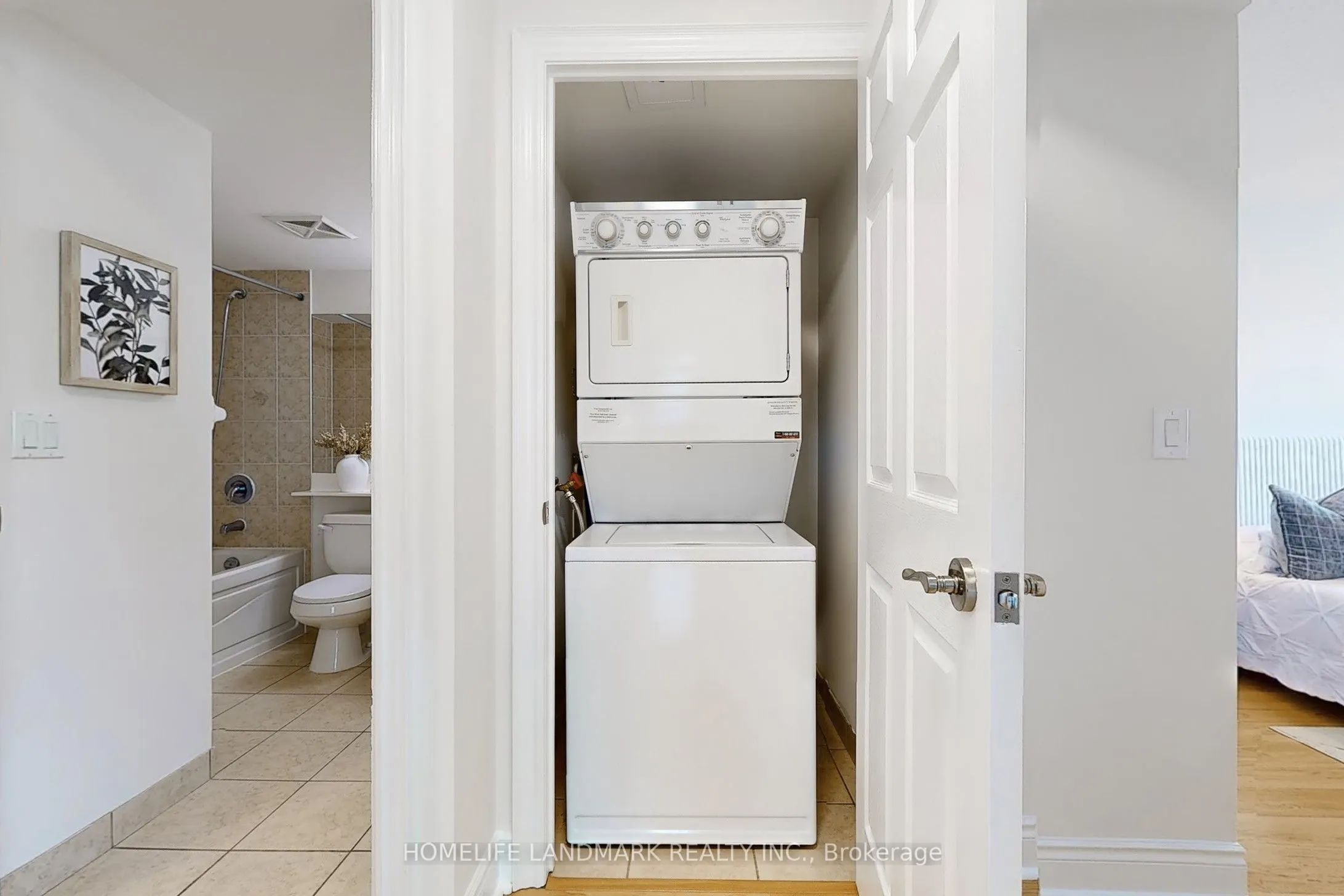 15 Greenview Avenue, #1405
