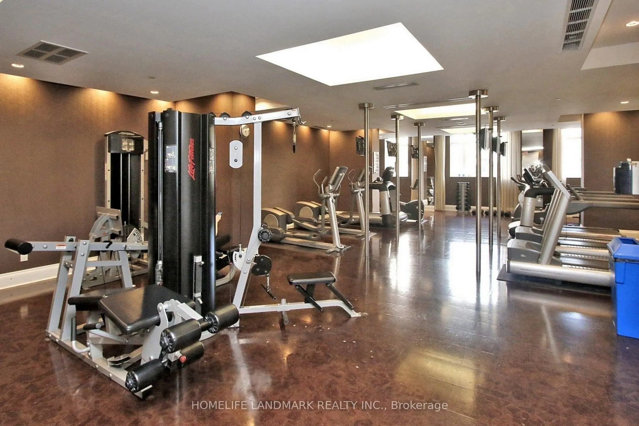 15 Greenview Avenue, #1405