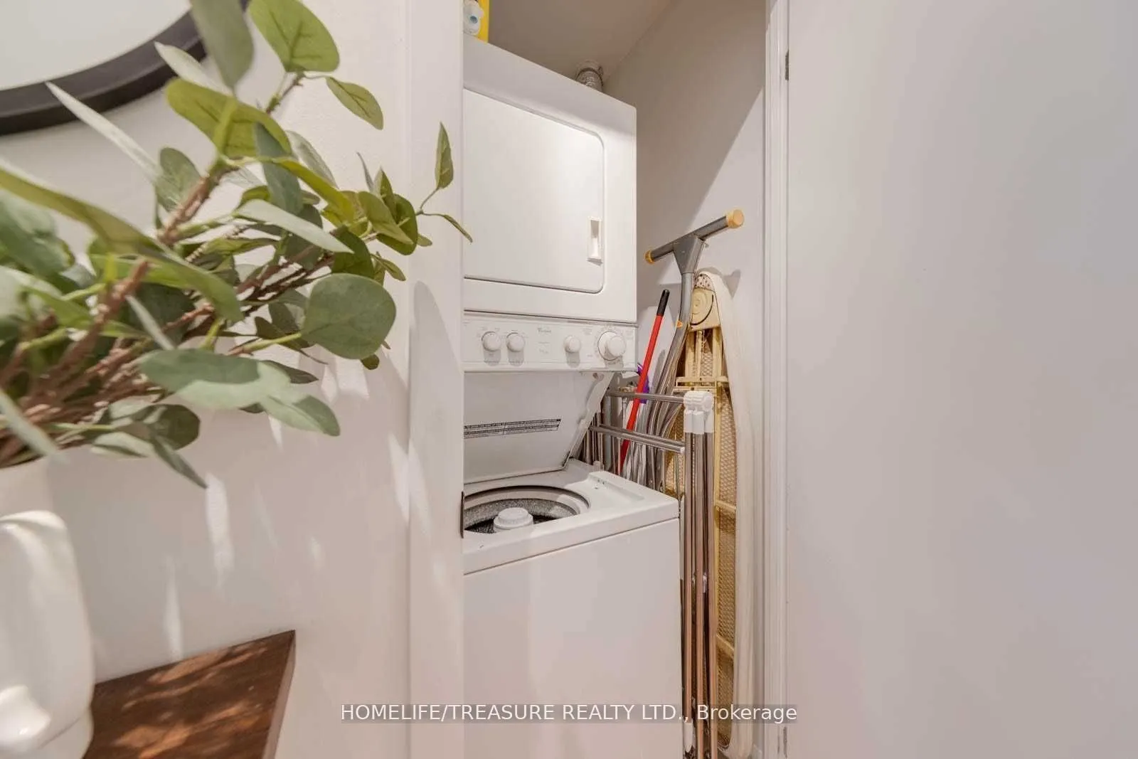 231 Fort York Boulevard, #722