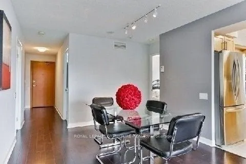 33 Sheppard Avenue E, #810