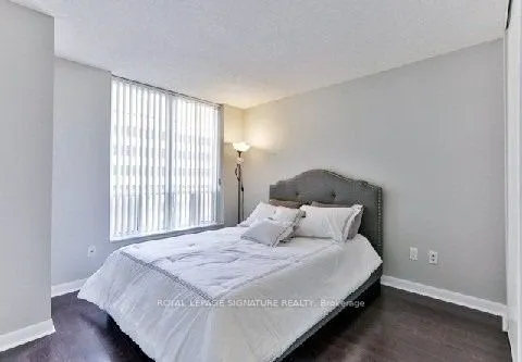 33 Sheppard Avenue E, #810