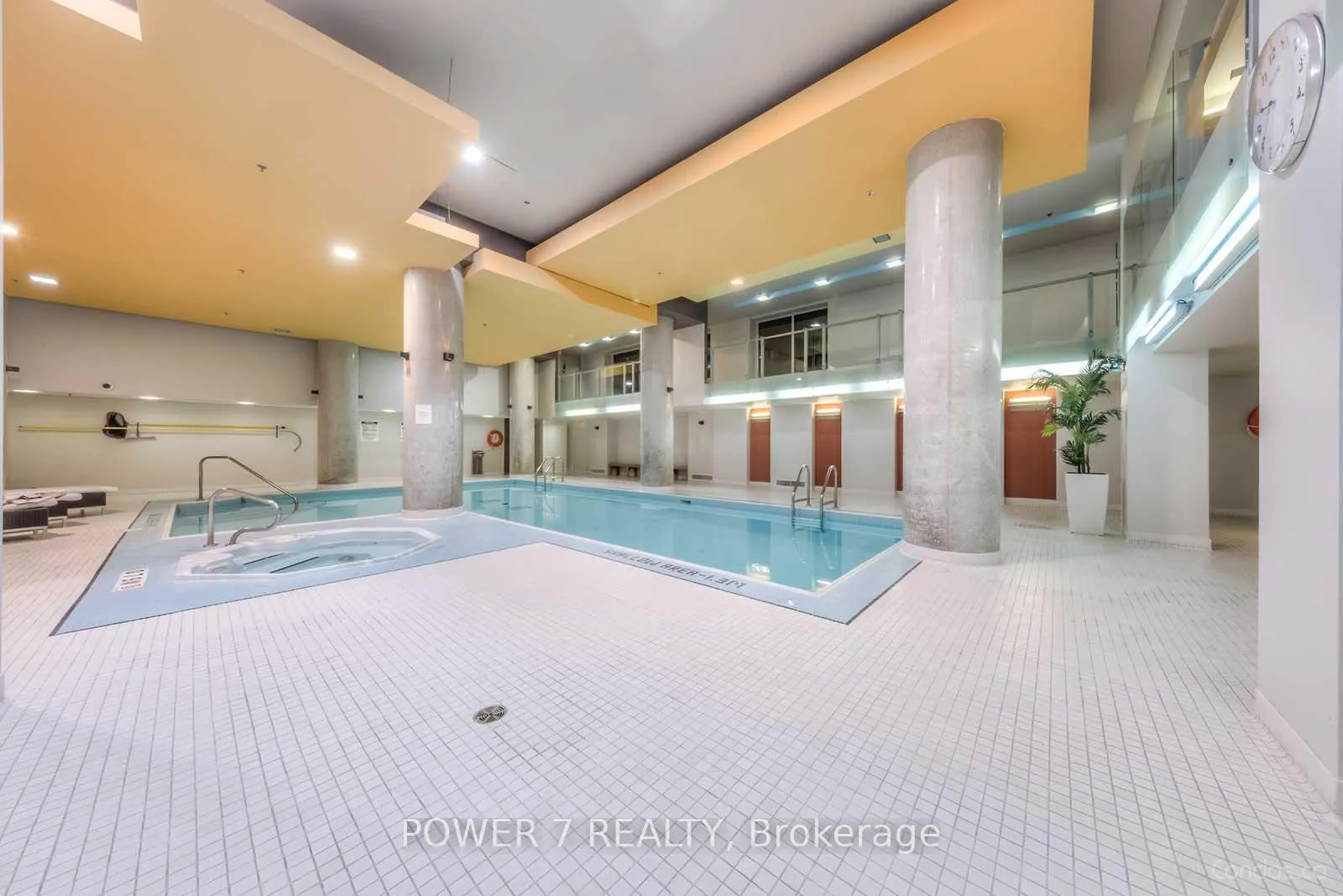 111 Elizabeth Street, #1527