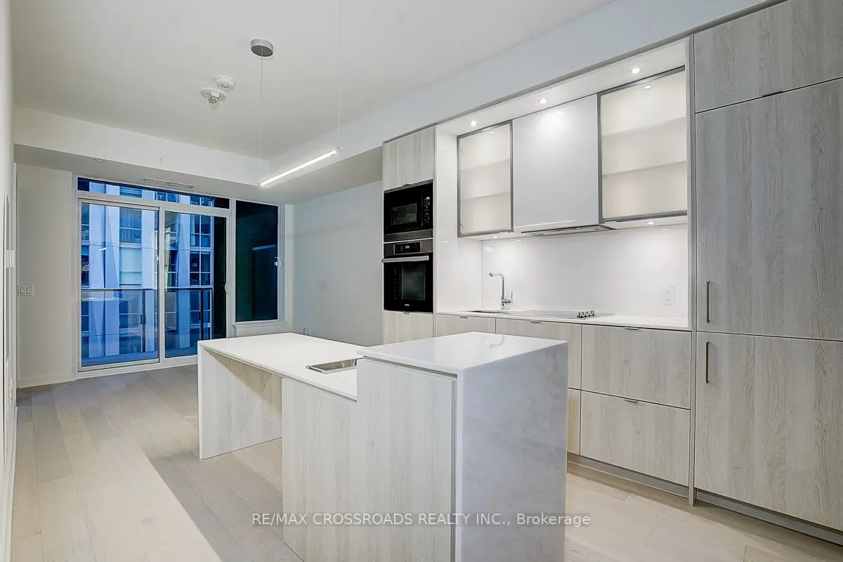 11 Yorkville Avenue, #1607