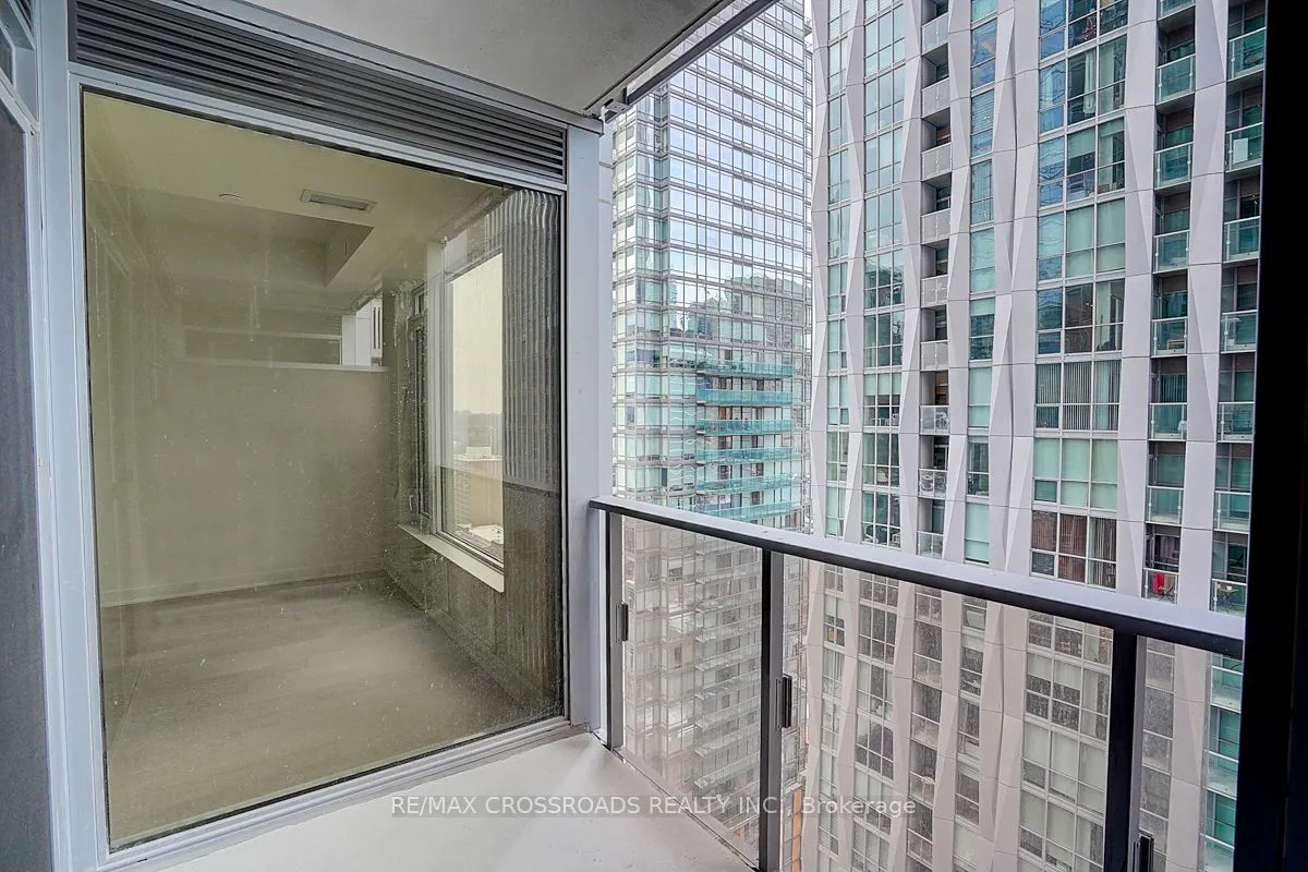 11 Yorkville Avenue, #1607