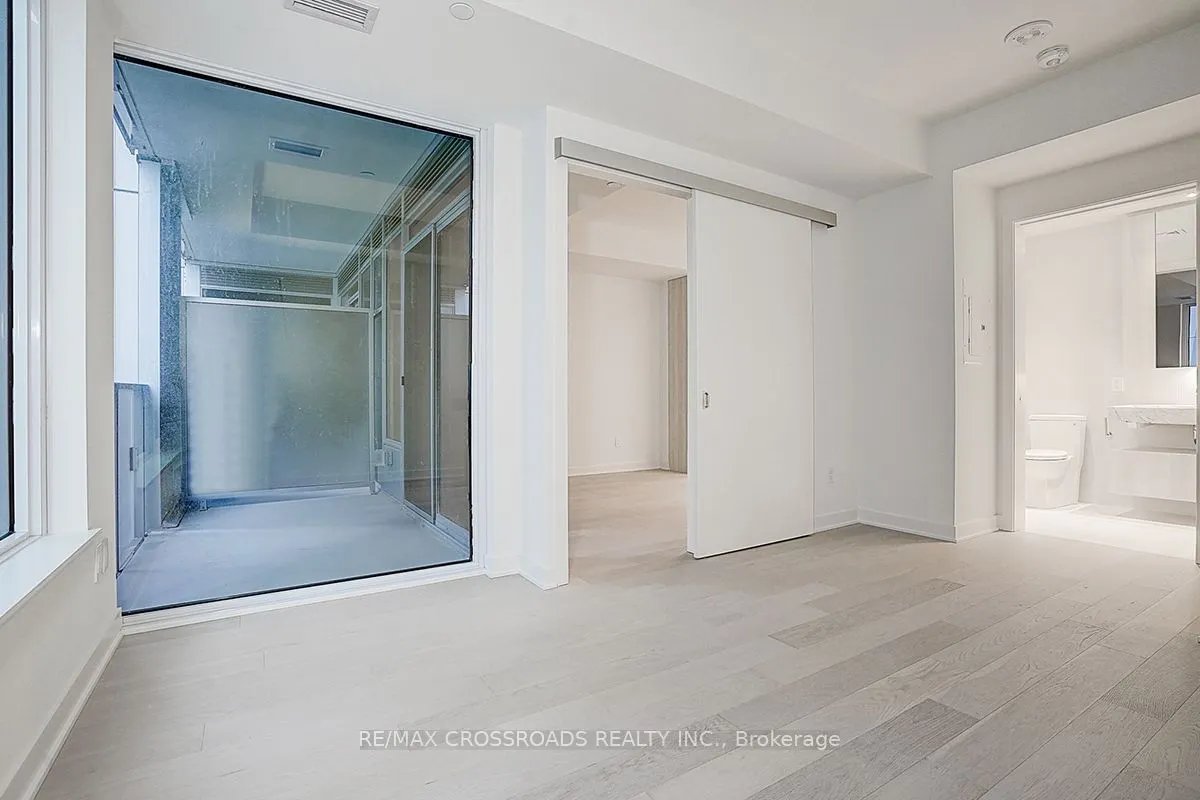 11 Yorkville Avenue, #1607