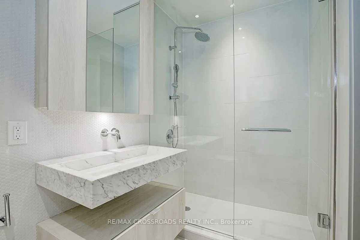 11 Yorkville Avenue, #1607