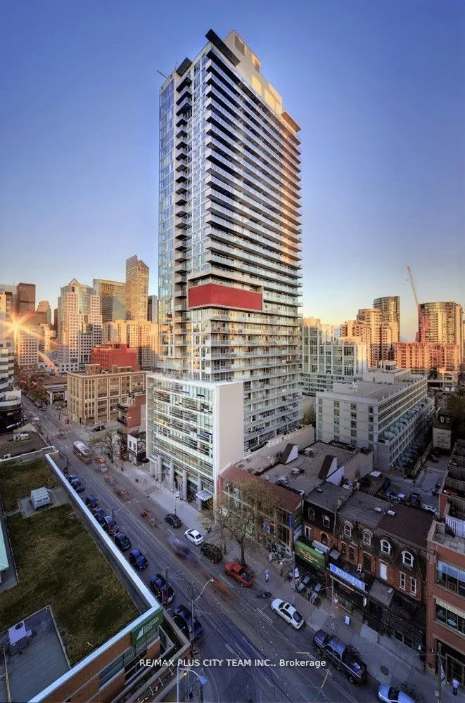 375 King Street W, #502