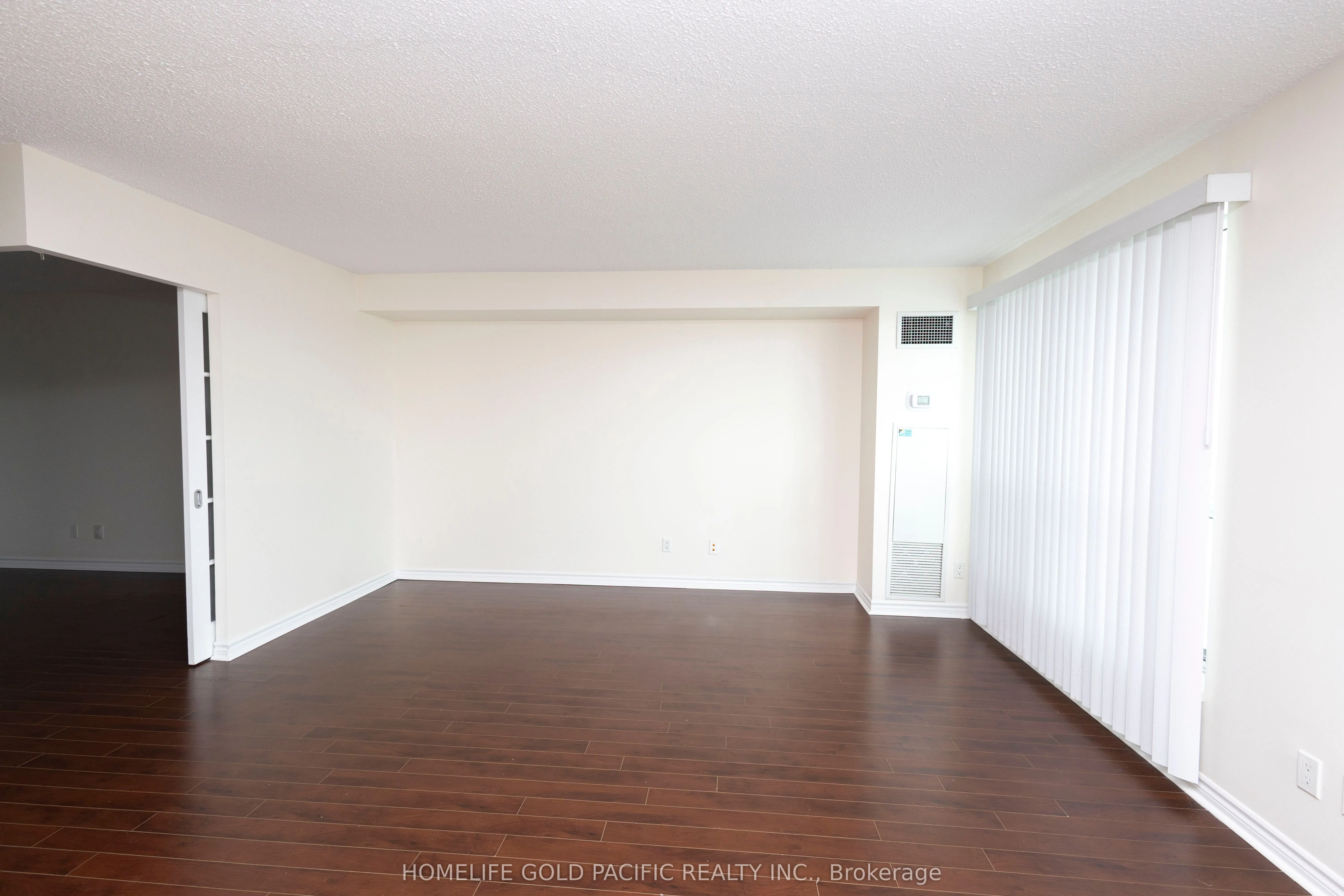 410 Queens Quay W, #702