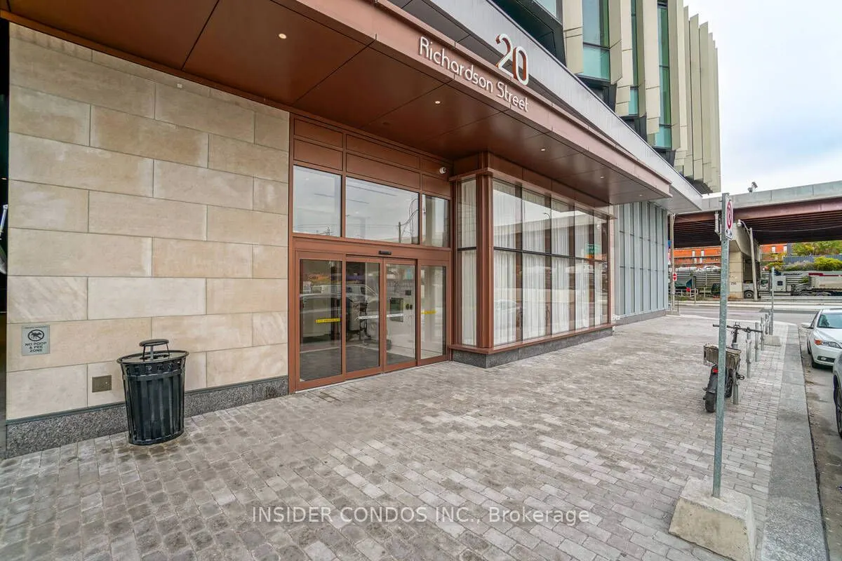 20 Richardson Street, #801