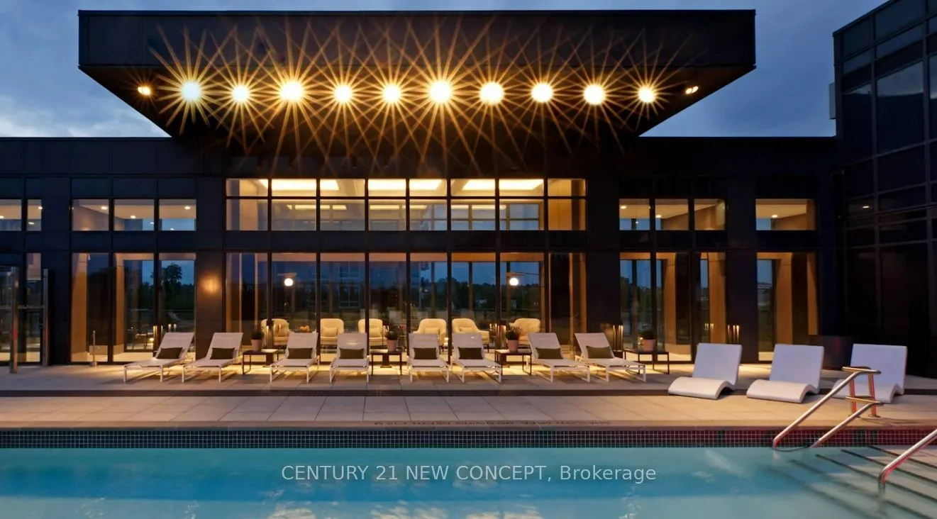 20 Inn On The Park Drive, #244