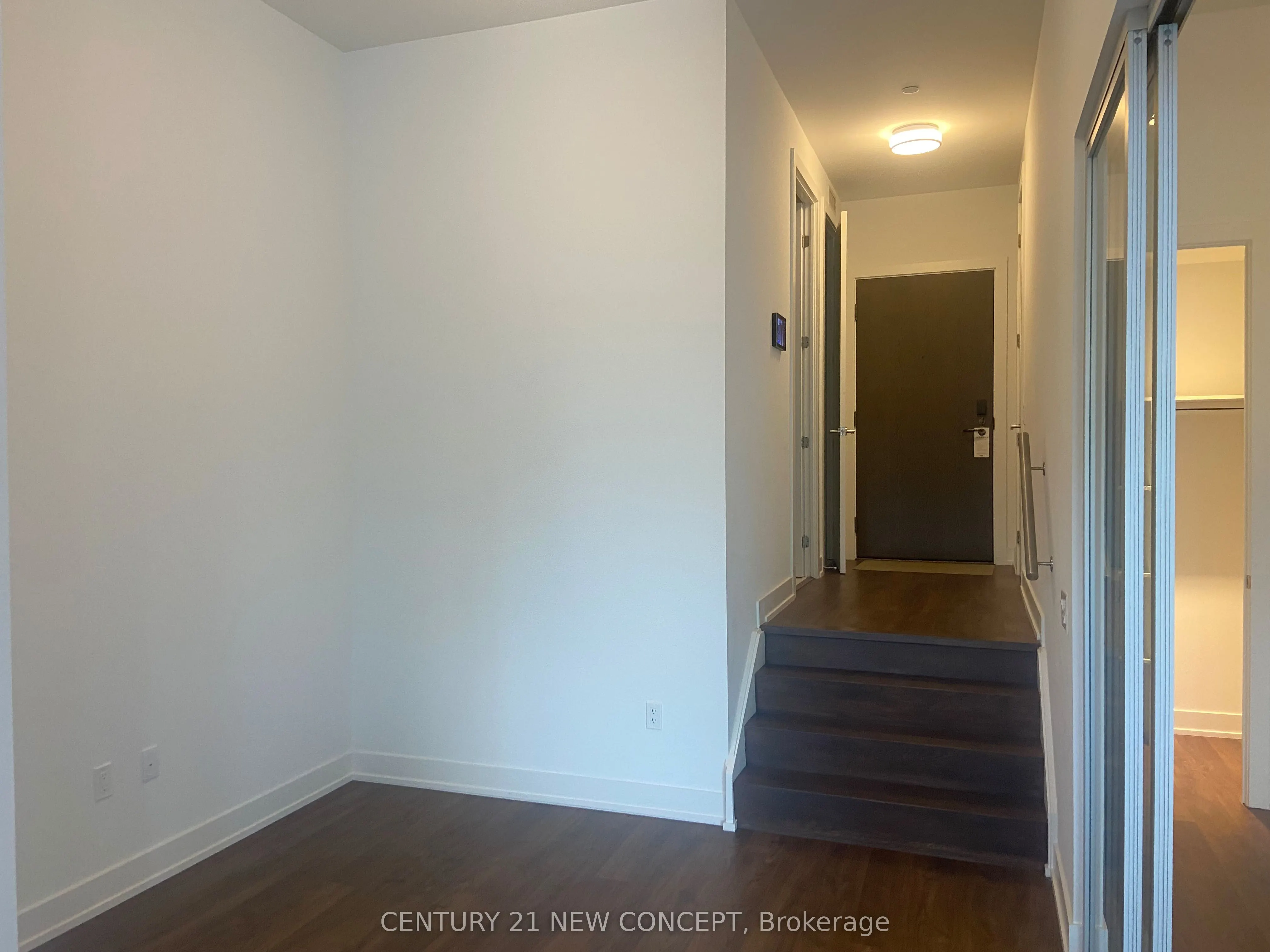 20 Inn On The Park Drive, #244