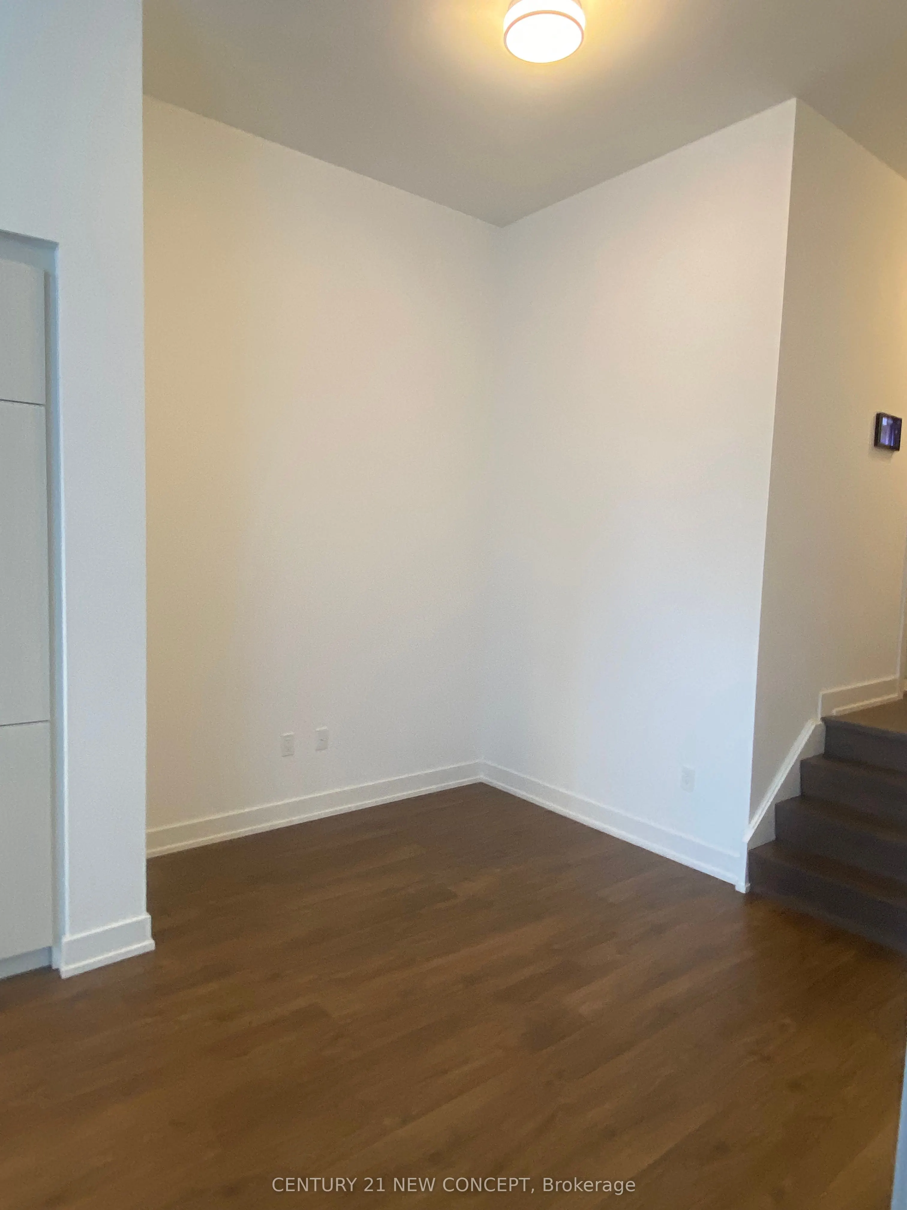 20 Inn On The Park Drive, #244