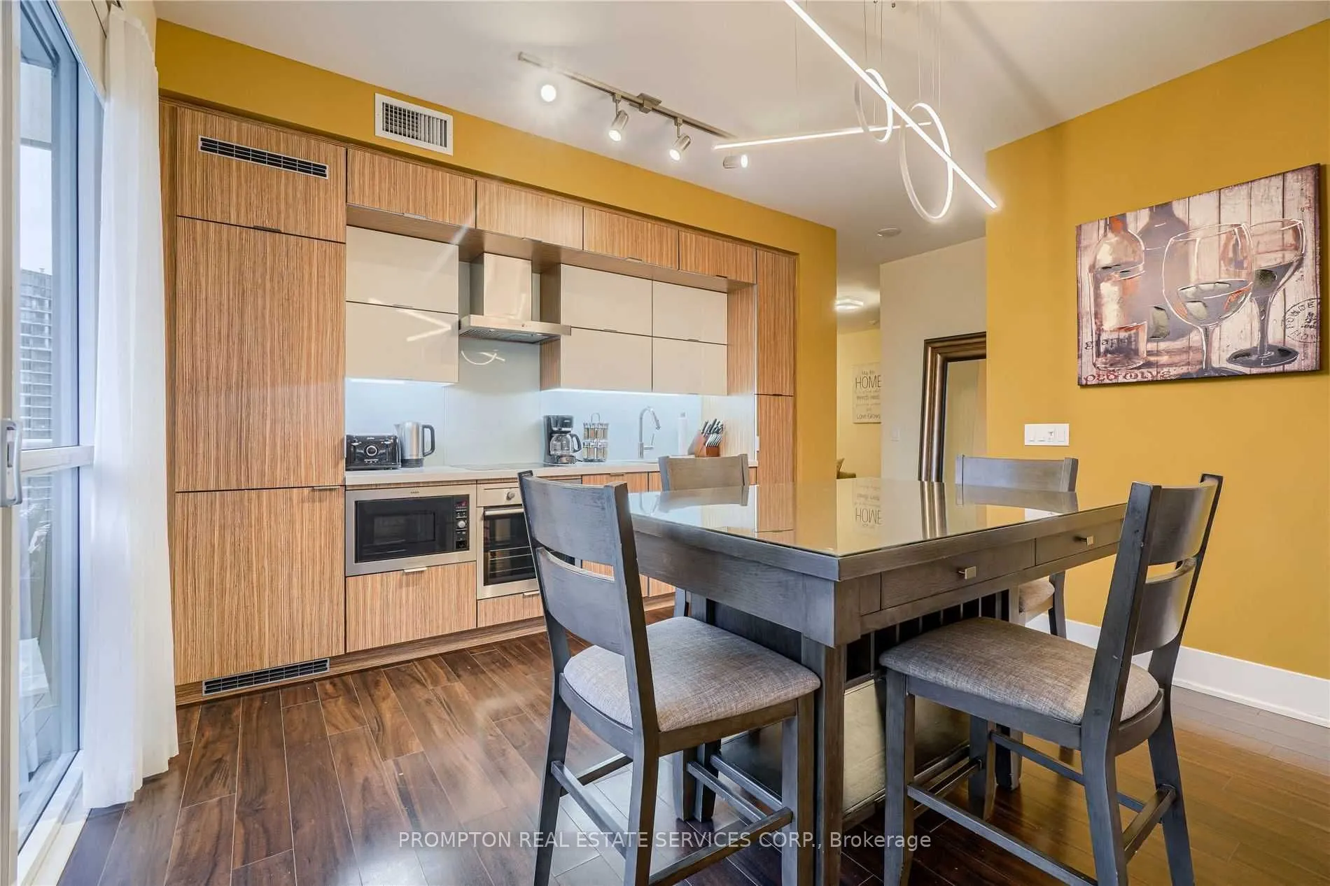300 Front Street, #1911