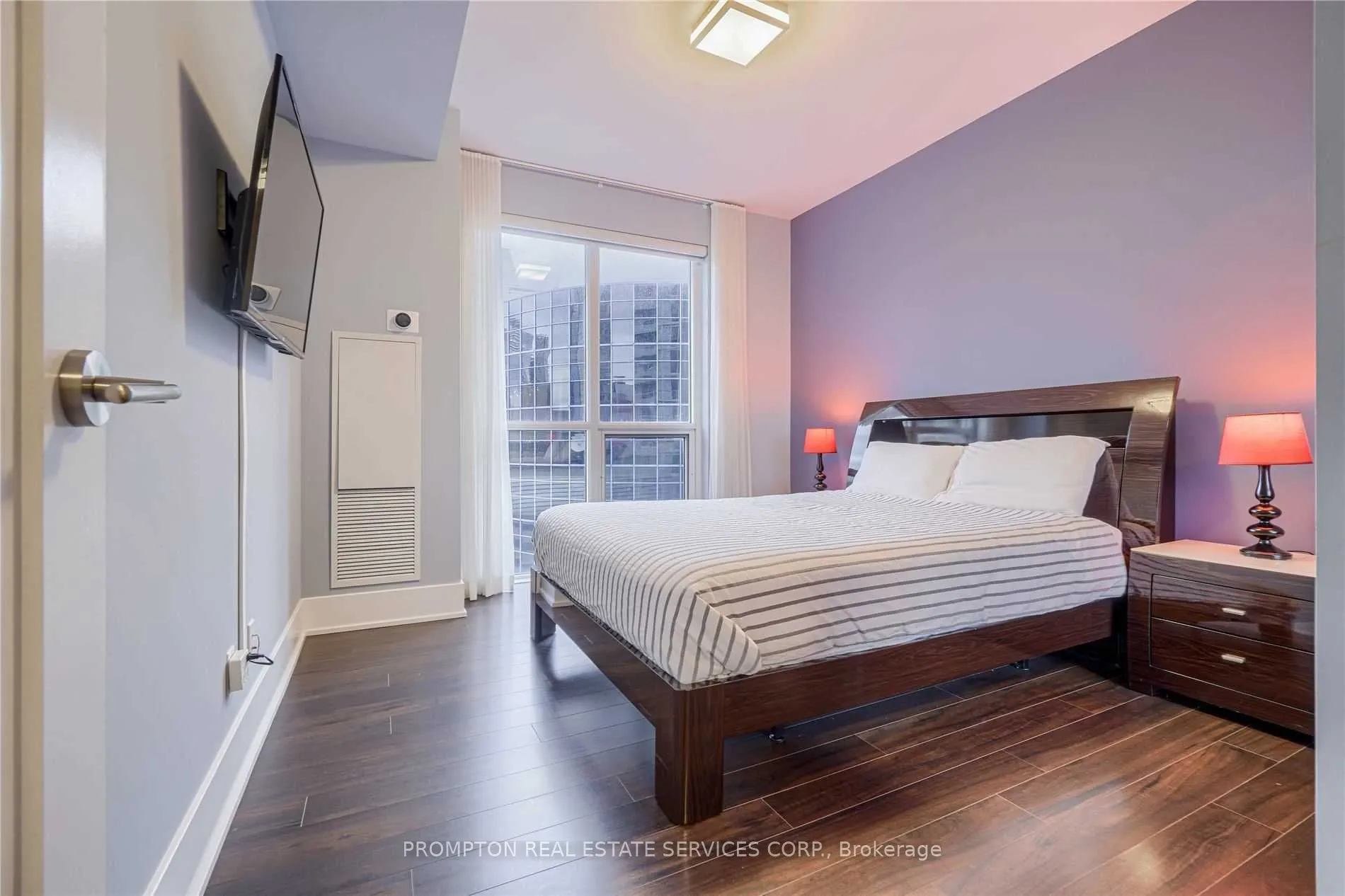 300 Front Street, #1911