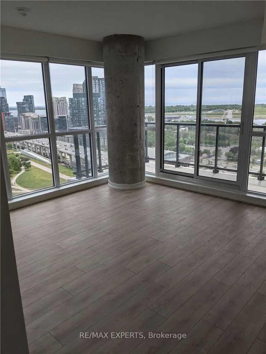 49 East Liberty Street, #2102