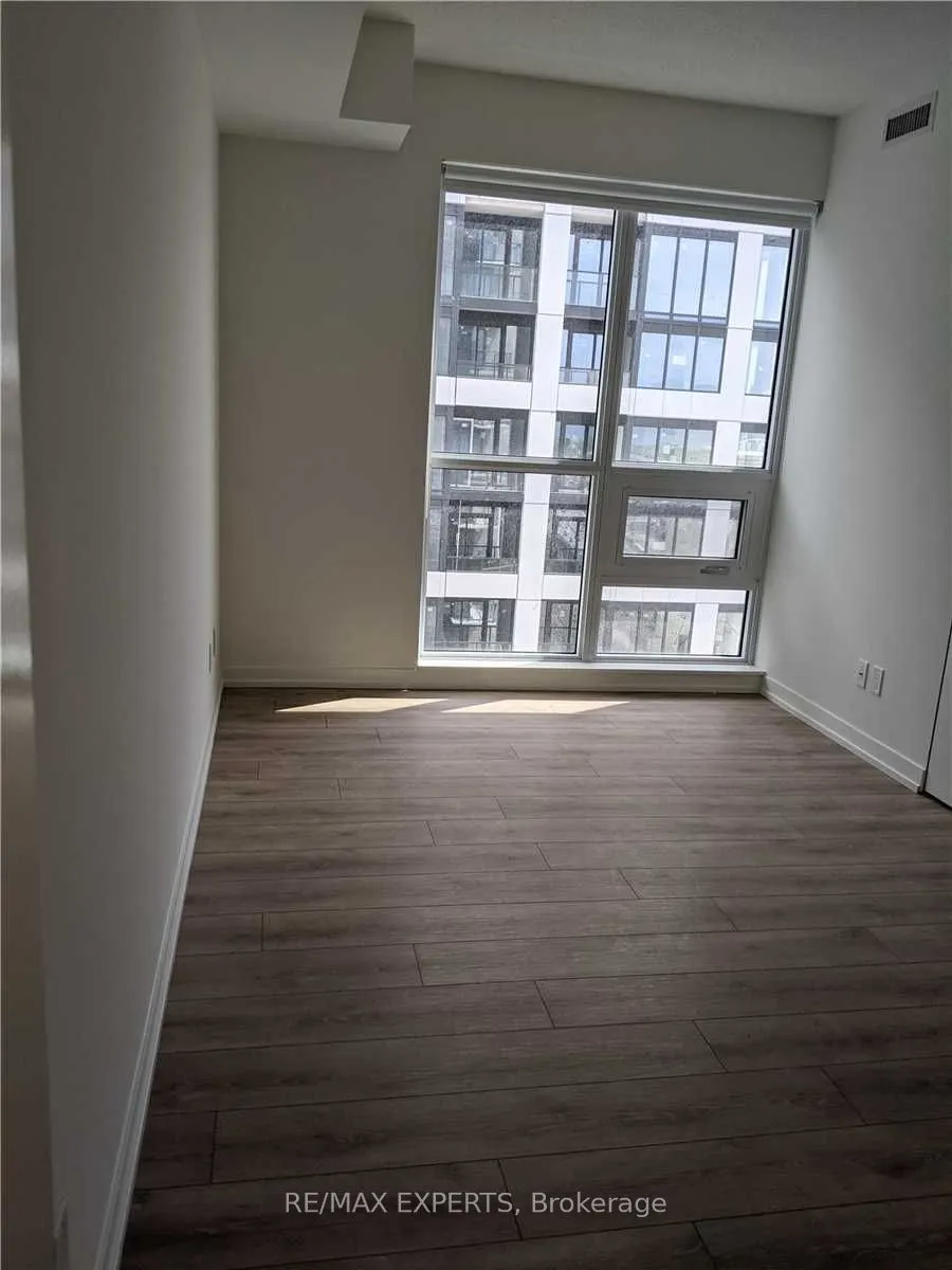 49 East Liberty Street, #2102