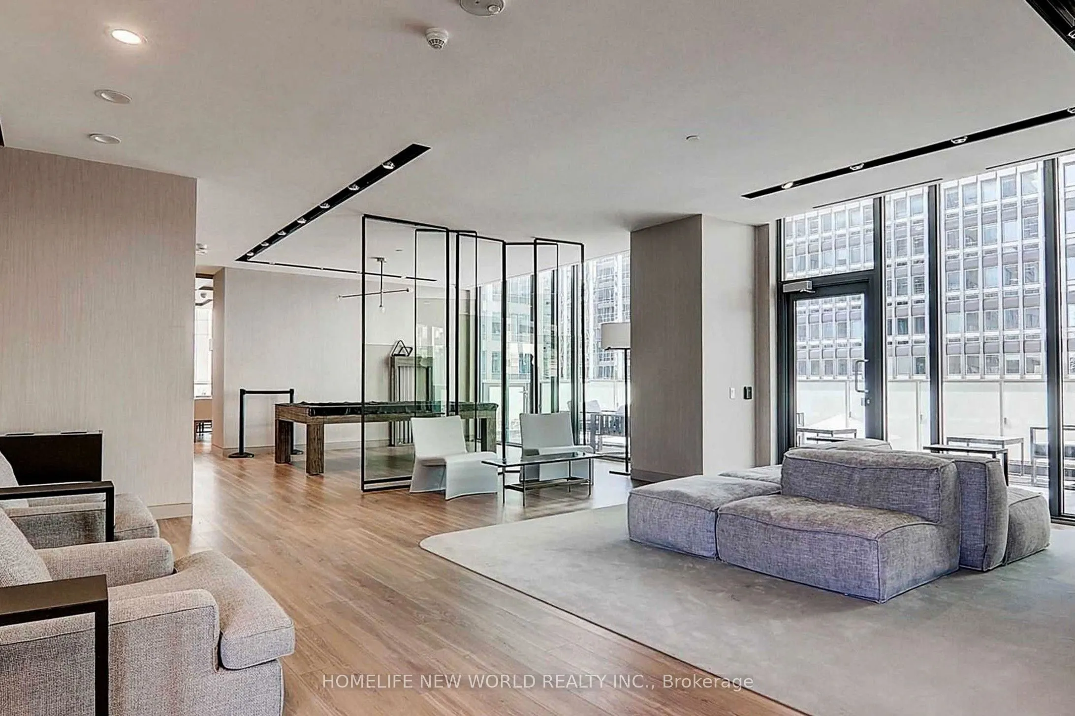 25 Richmond Street E, #320