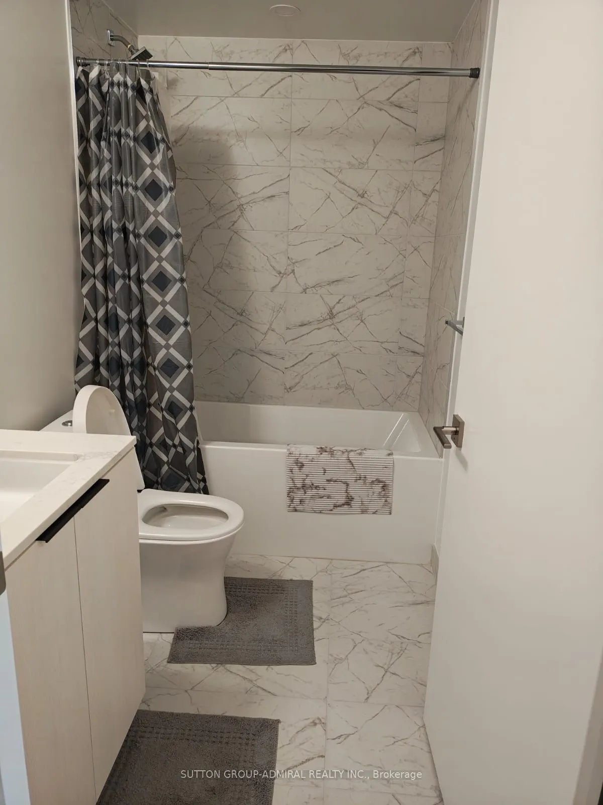 82 Dalhousie Street, #3711