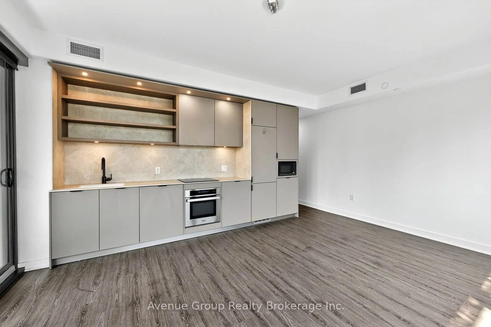 55 Charles Street E, #1206