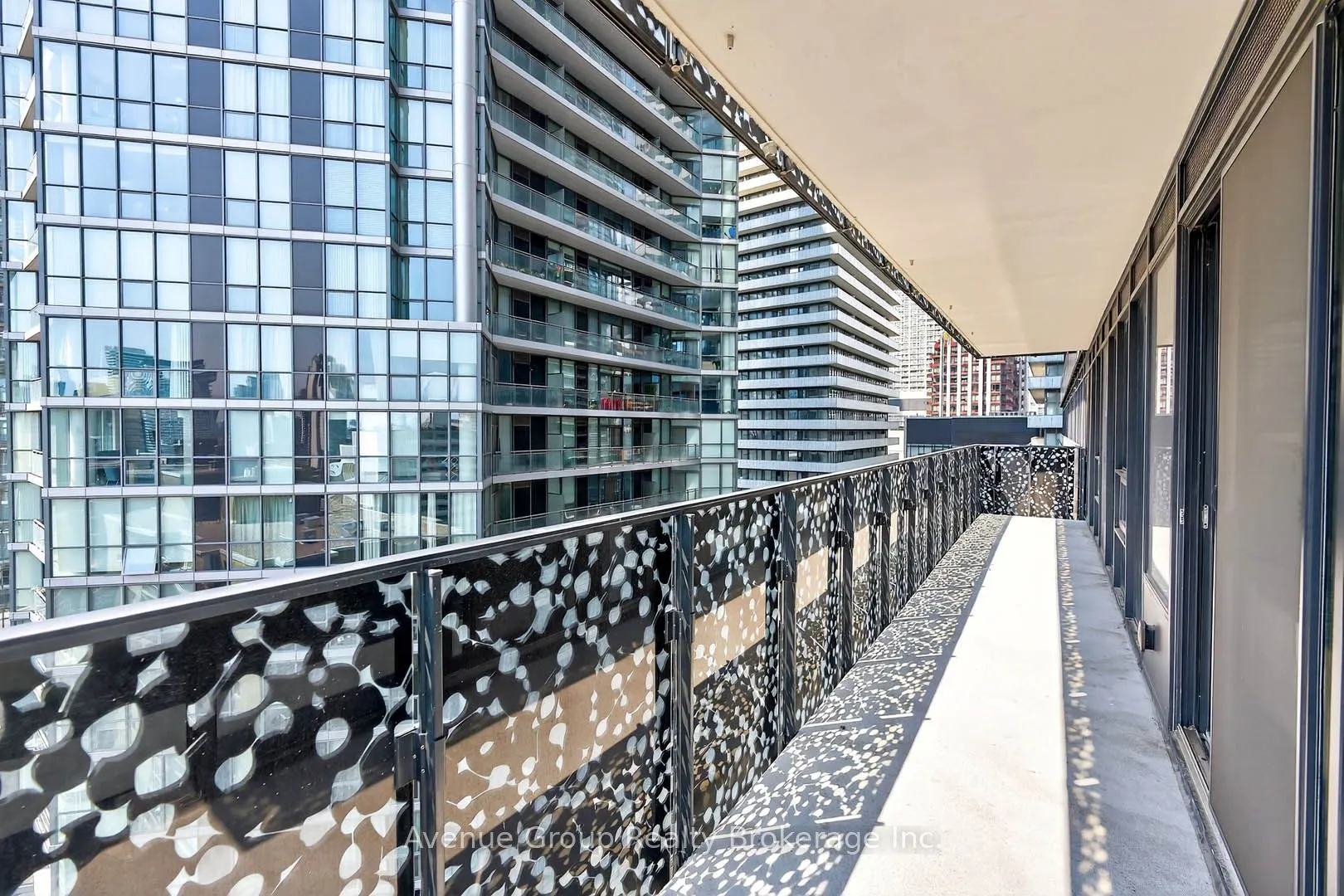 55 Charles Street E, #1206
