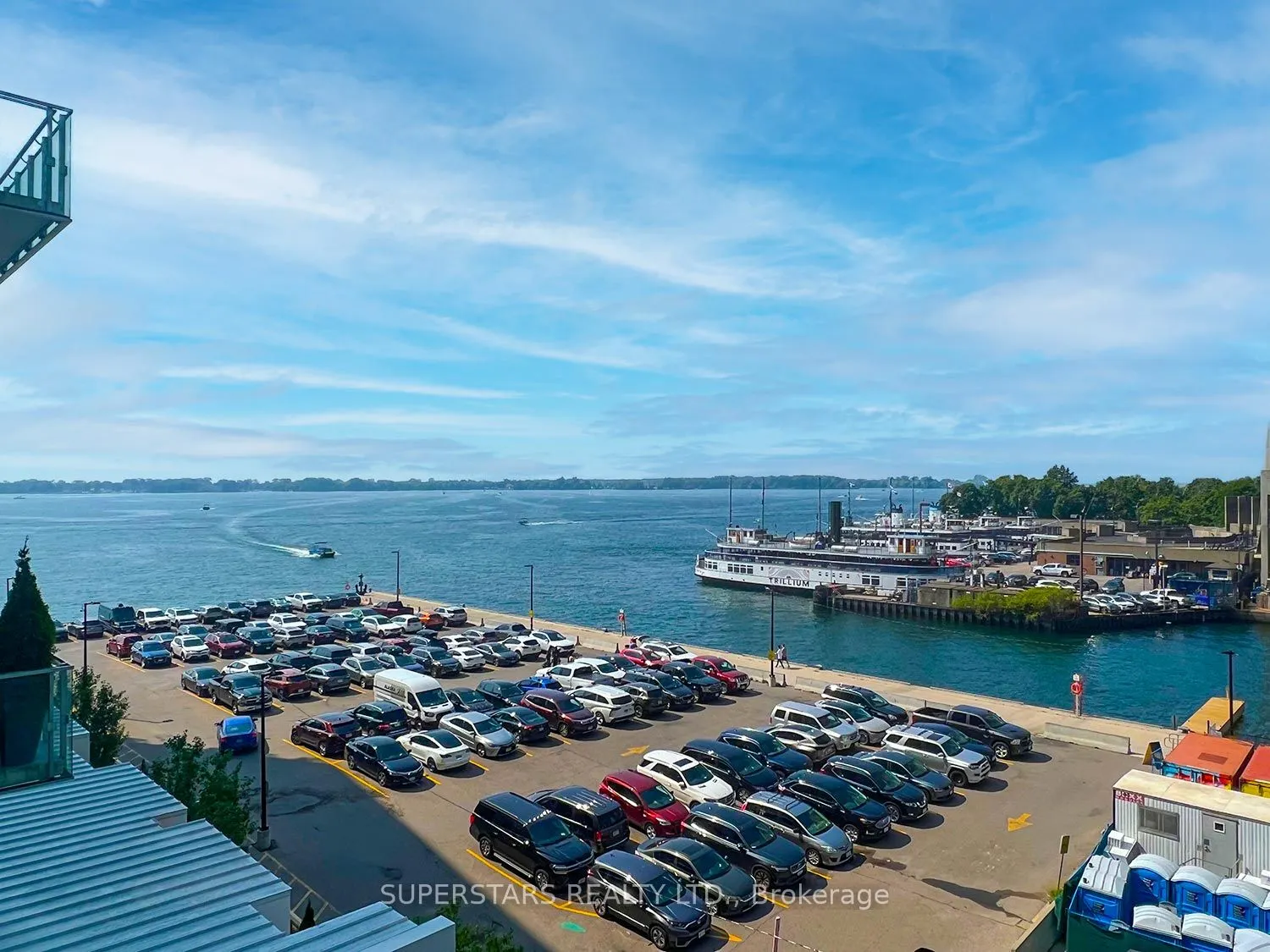 15 Queens Quay E, #410