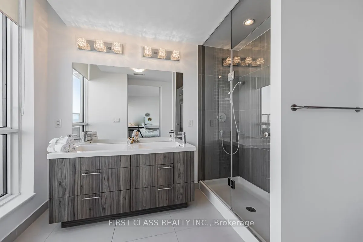30 Nelson Street, #4104