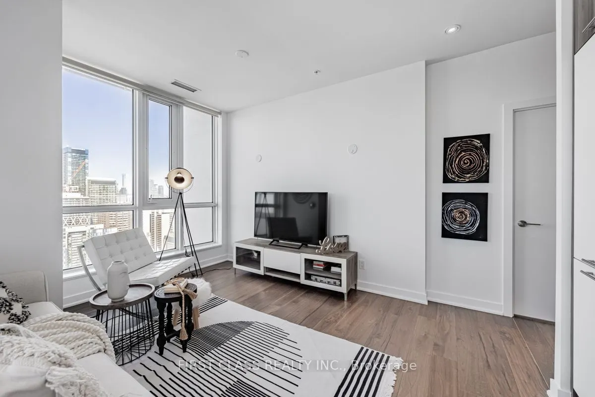 30 Nelson Street, #4104