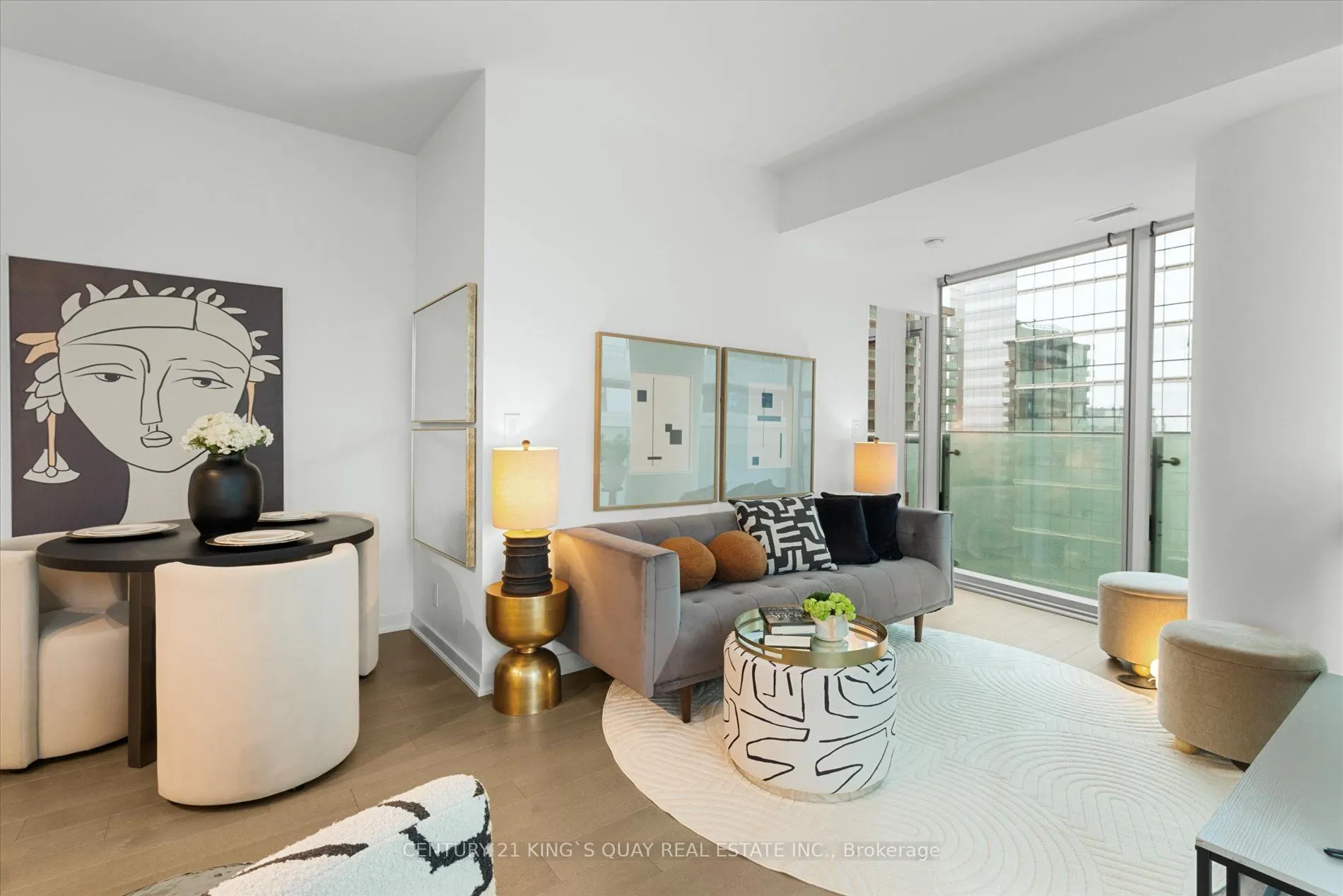 12 York Street, #2410