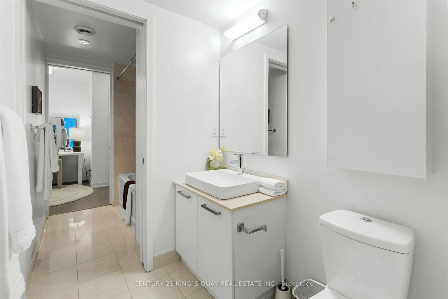 12 York Street, #2410