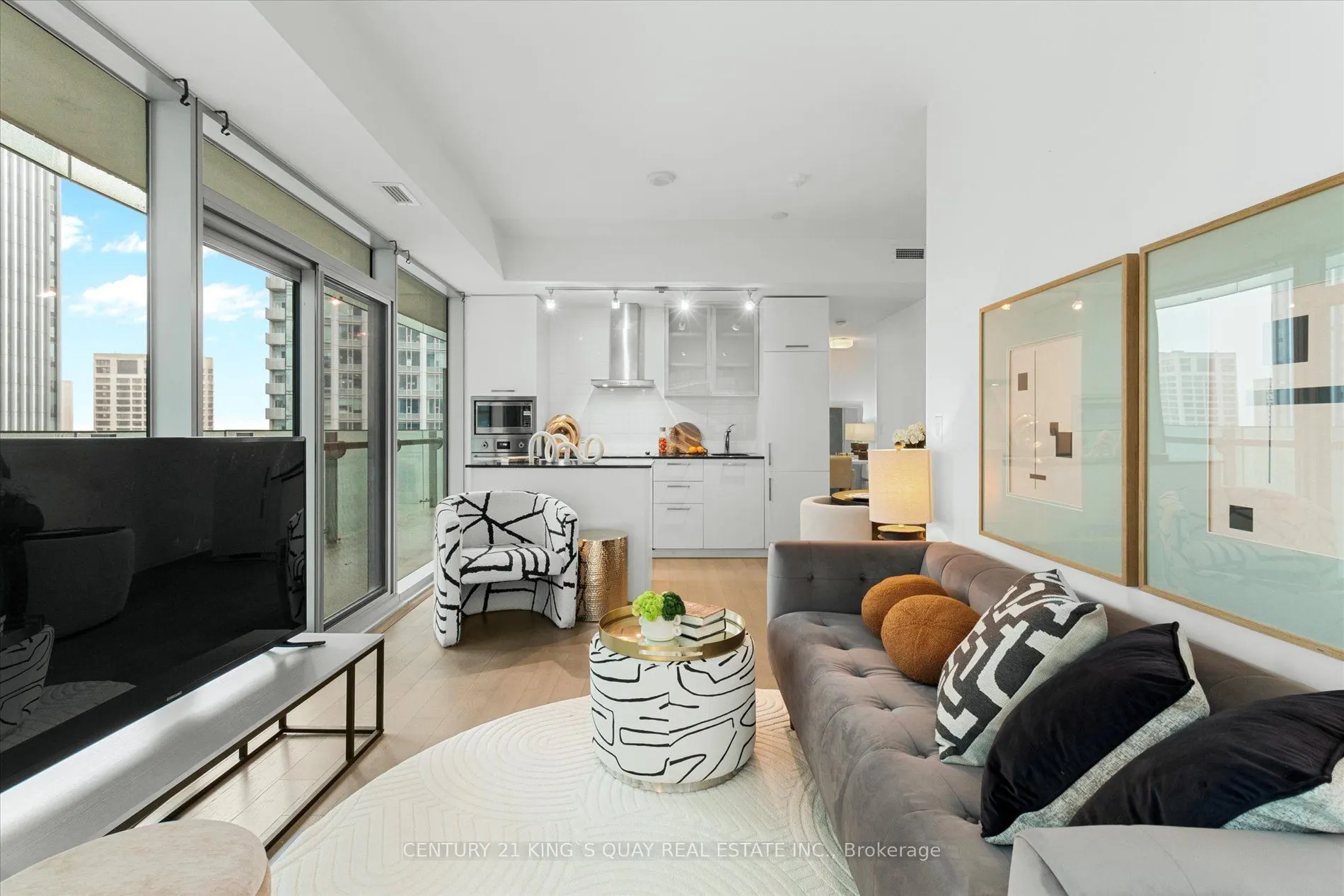 12 York Street, #2410